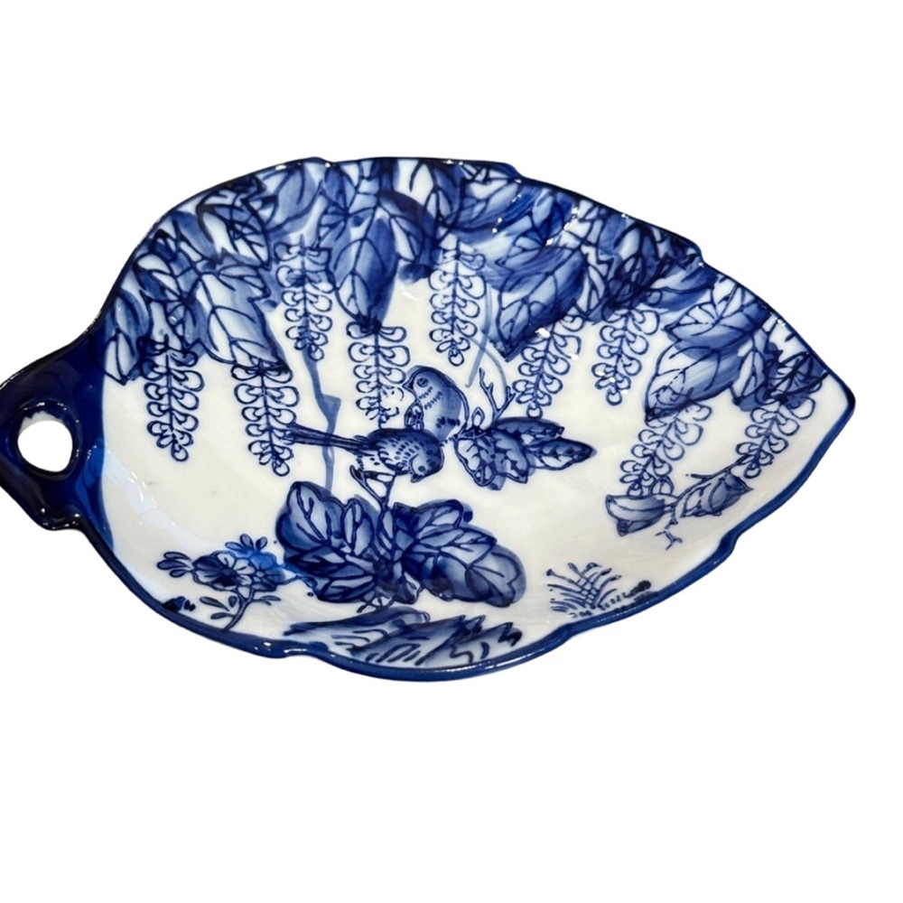 Hand Painted Leaf Dish Spoon Rest Trinket Dish Shallow Bowl Blue & White